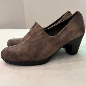 TONI PONS Brown Leather Suede Textured Embossed Shoes Pumps Heels Womens 6.5